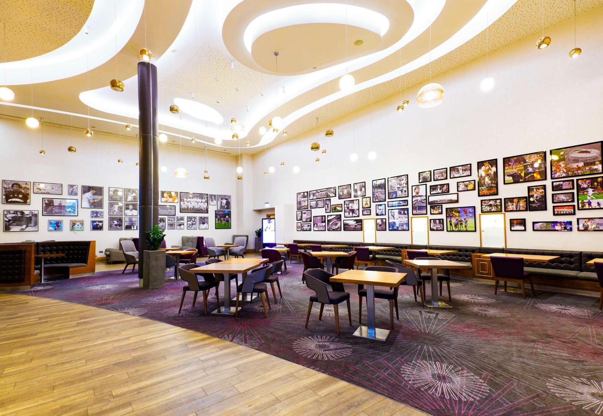 Hilton At St George'S Park Hotel Burton-upon-Trent Eksteriør billede